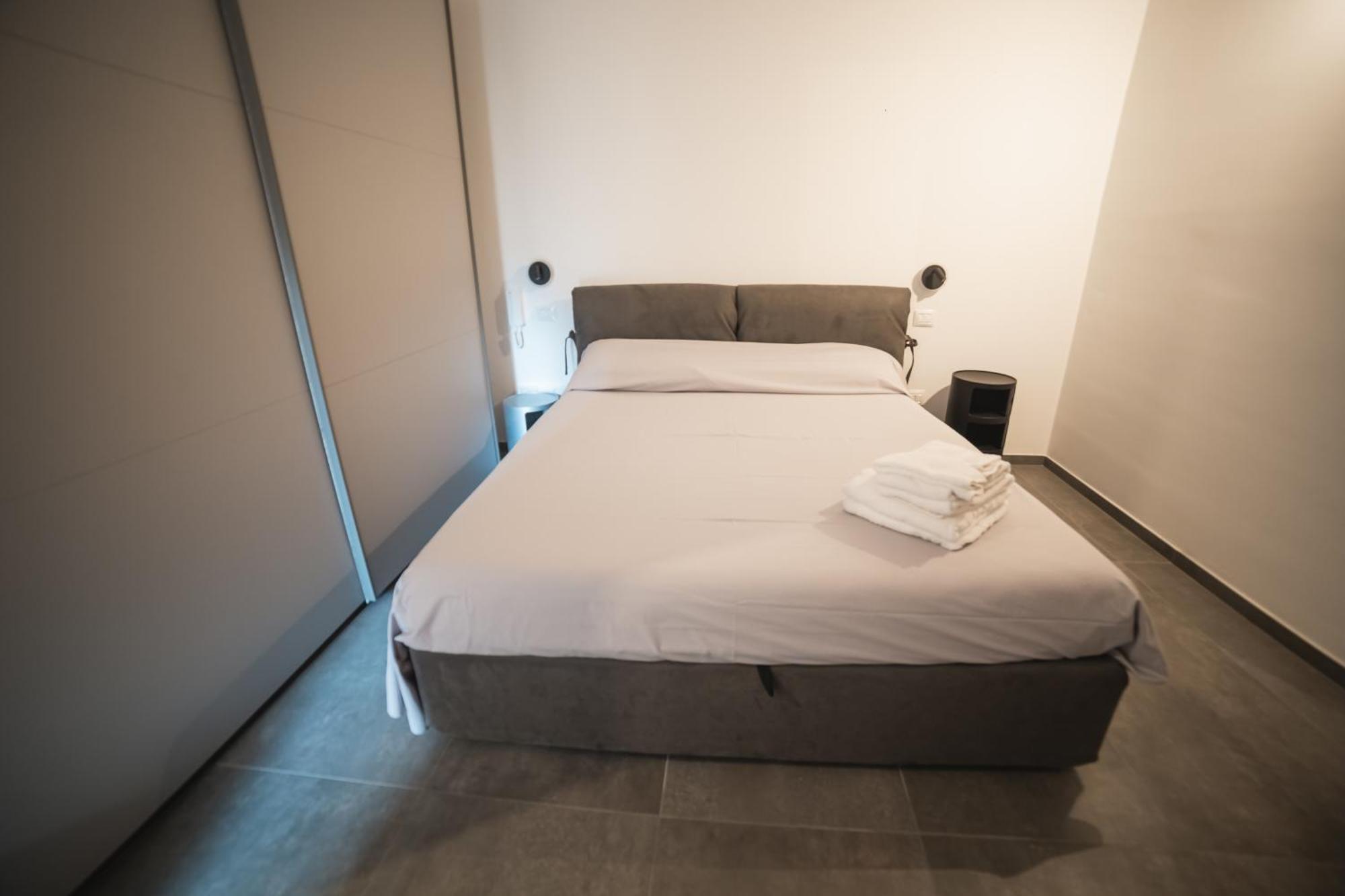 Suite Piazza Mazzini 90 Mq 5 Lecce Buitenkant foto