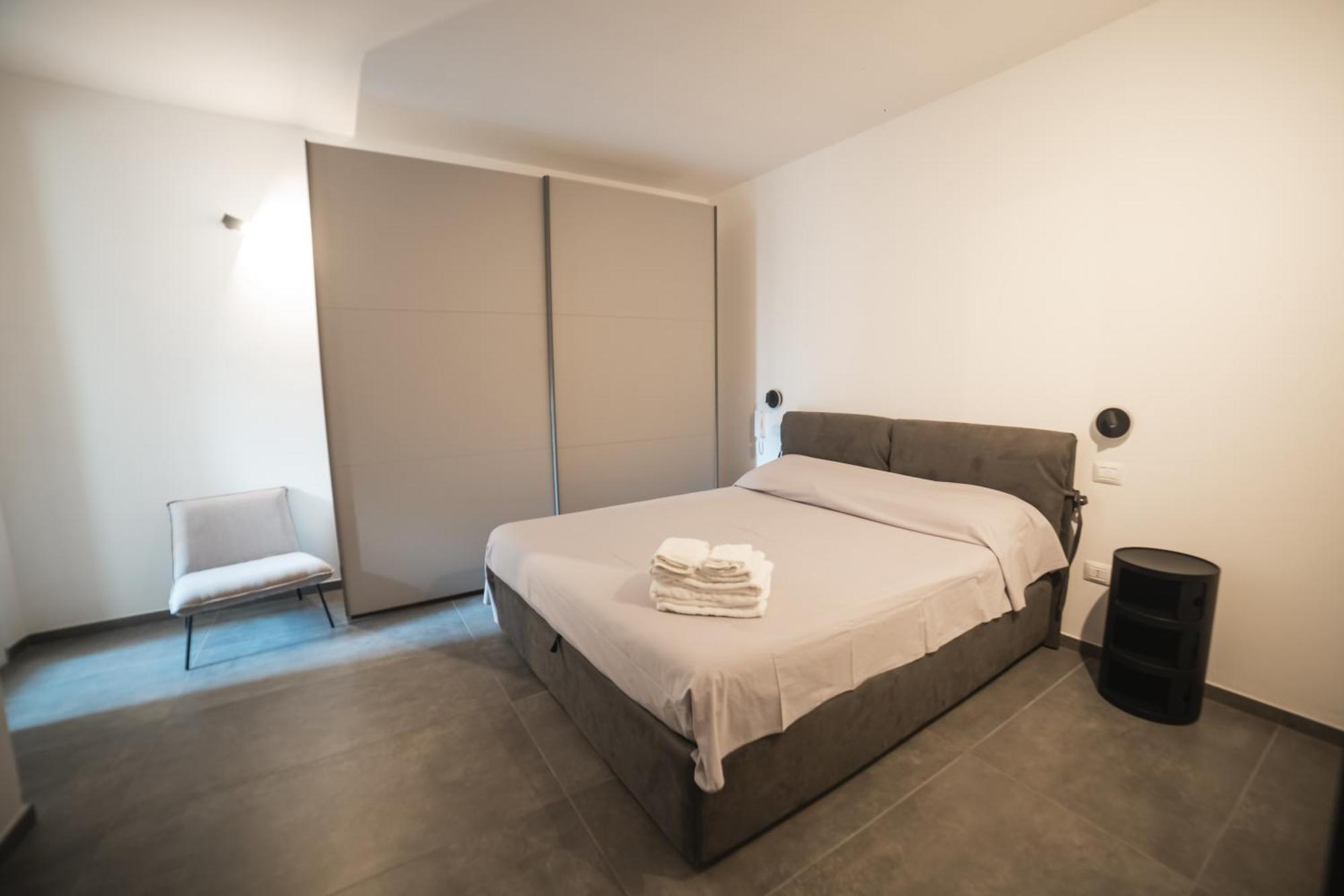 Suite Piazza Mazzini 90 Mq 5 Lecce Buitenkant foto