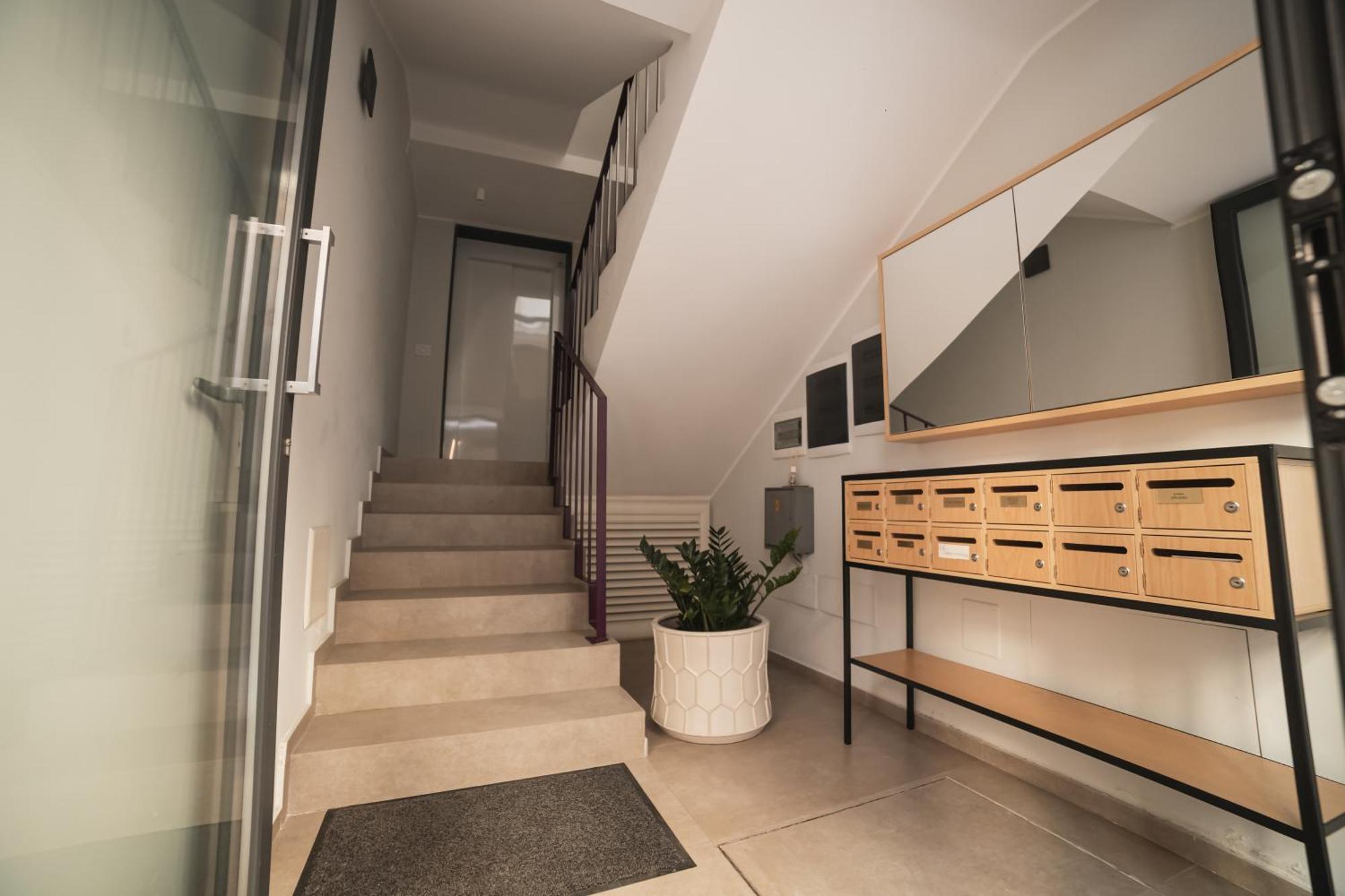 Suite Piazza Mazzini 90 Mq 5 Lecce Buitenkant foto